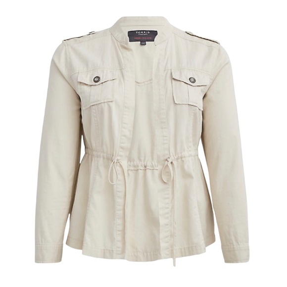 NWT Torrid Plus Cream Twill Peplum Jacket Size 1(14/16) - Picture 3 of 8